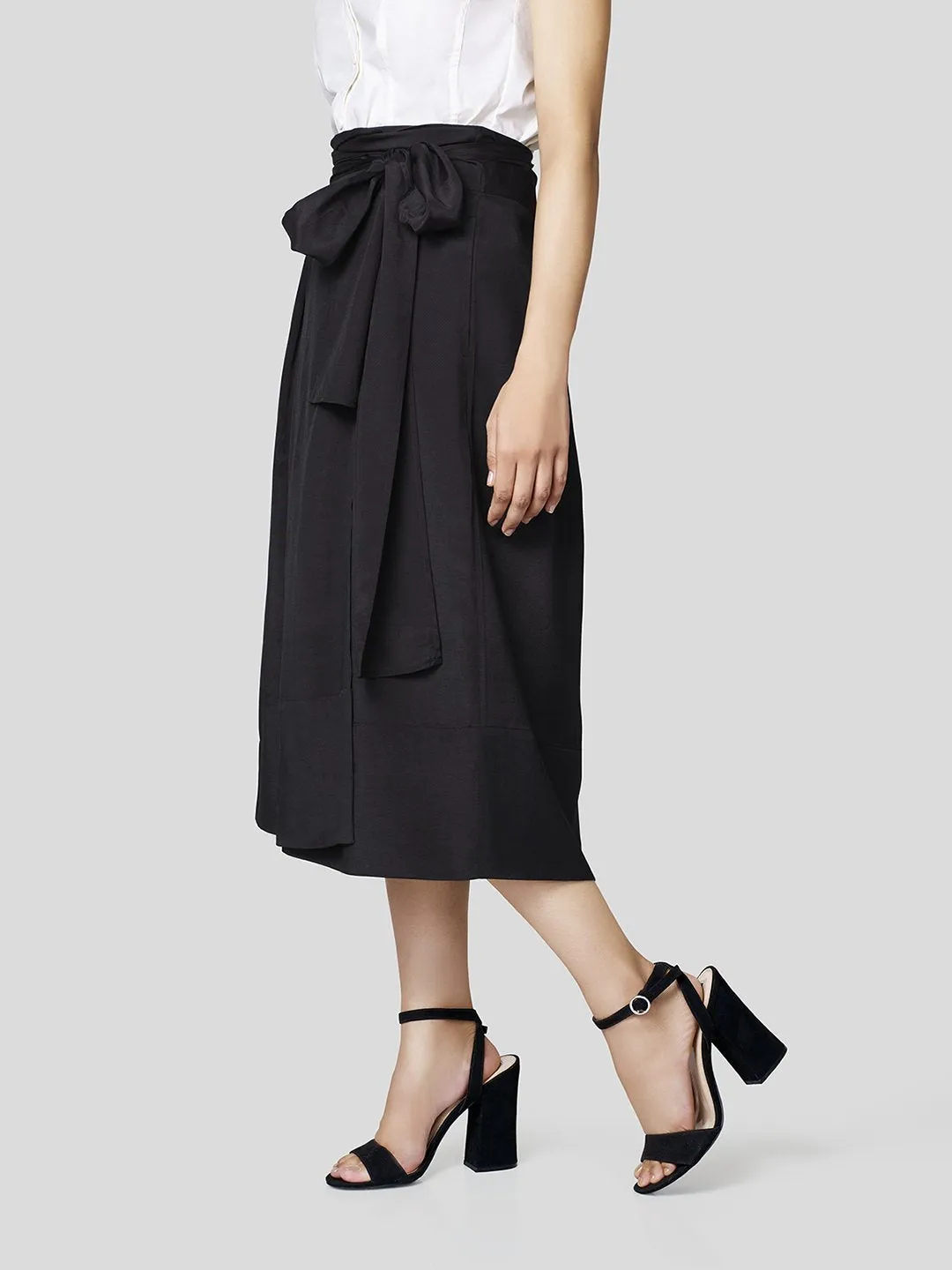 Box Pleated Warp-A-Round Skirt