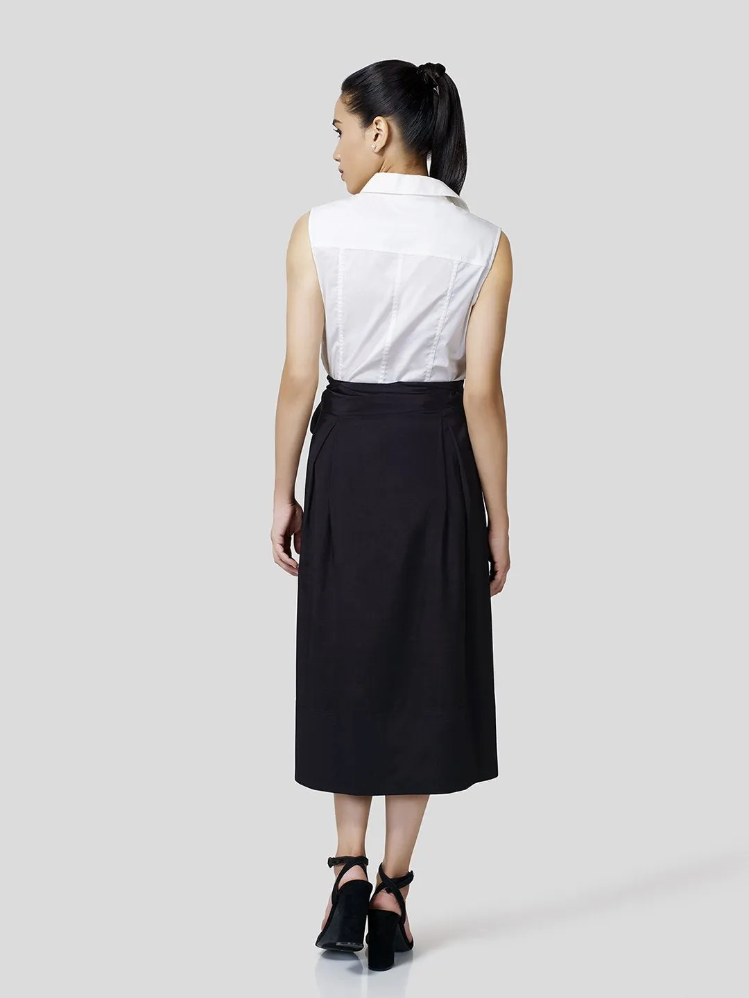 Box Pleated Warp-A-Round Skirt