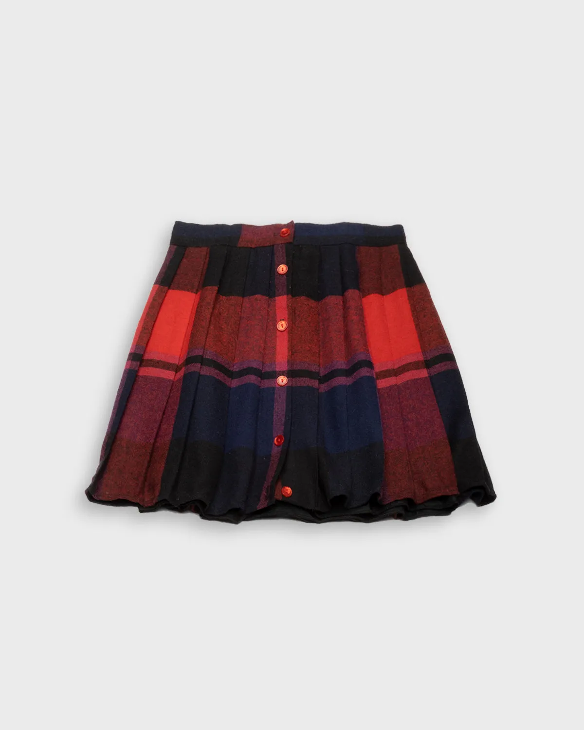 Buttoned tartan pleated skirt