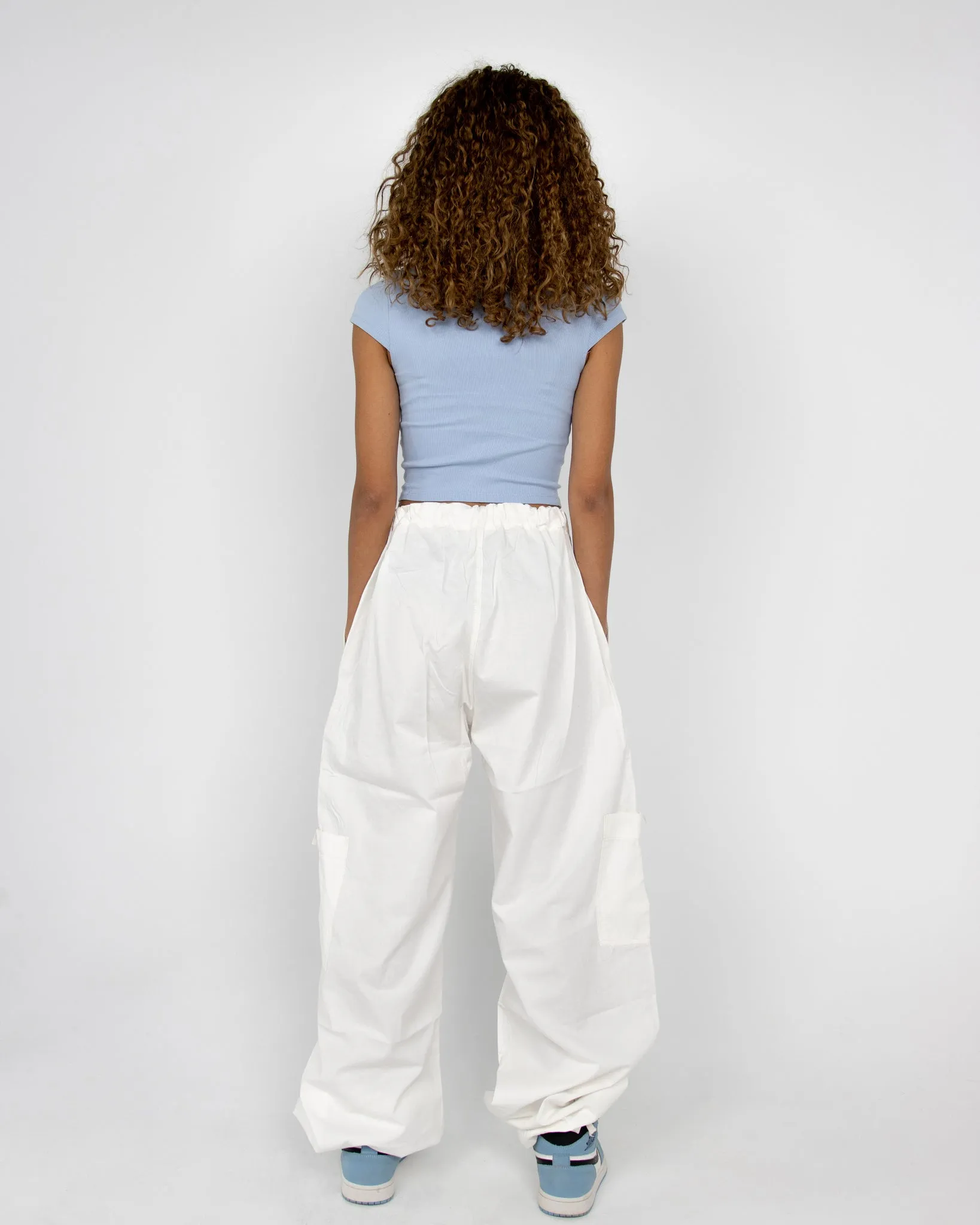 Chutes in Pearl White