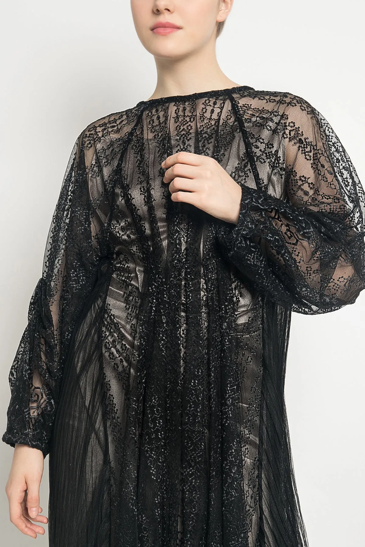 Elly Pleated Back top in Black
