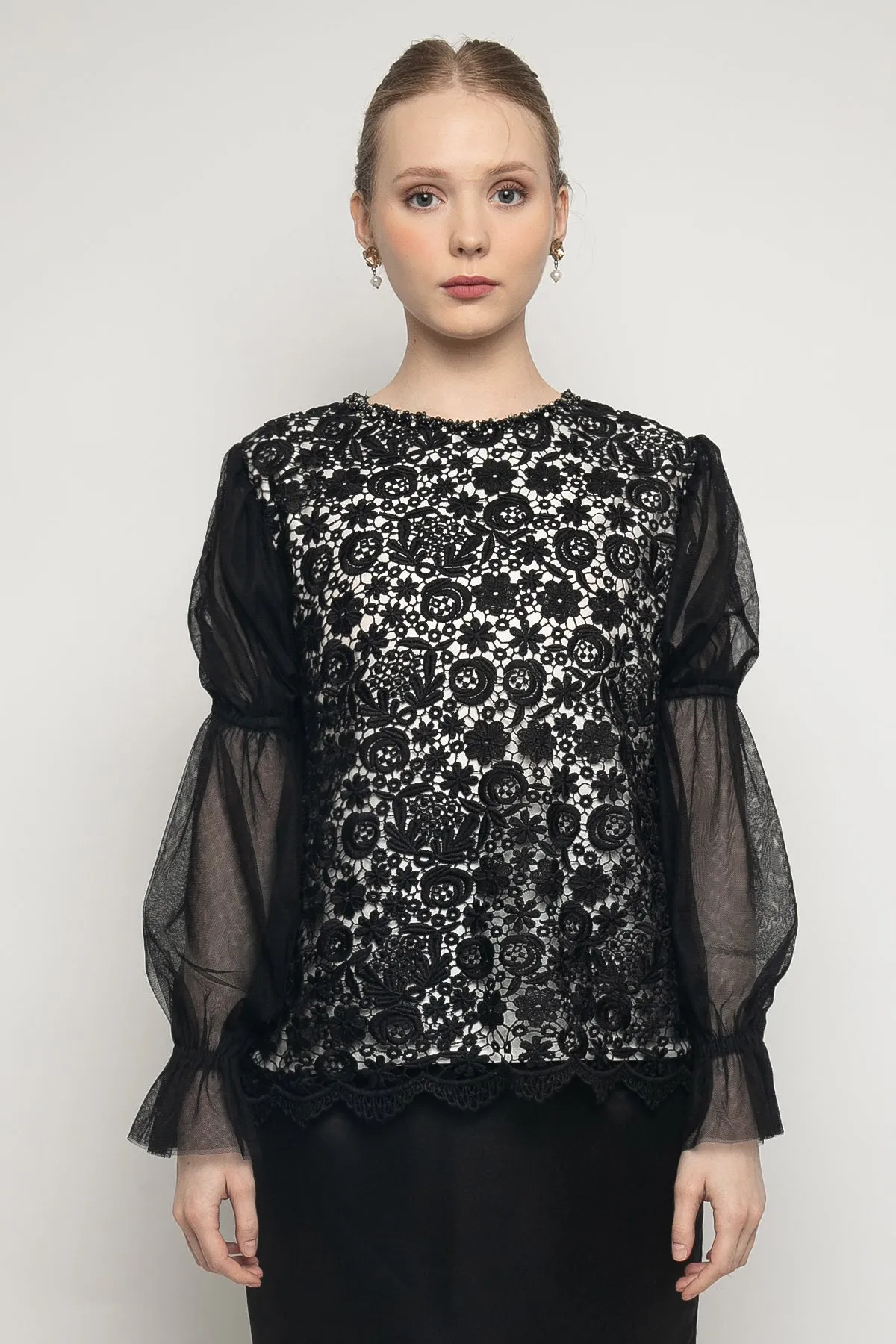 Elya Top in Black