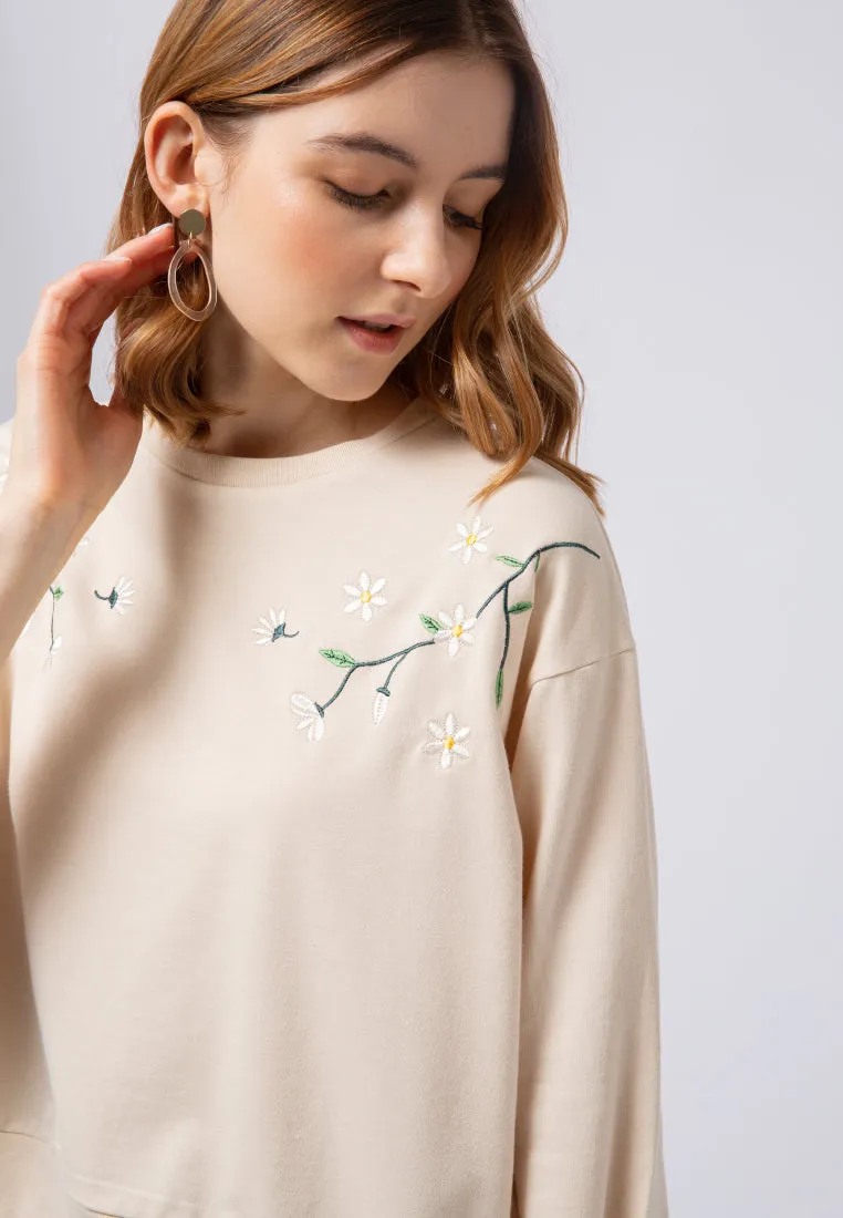 Embroidered Oversized Sweatshirt