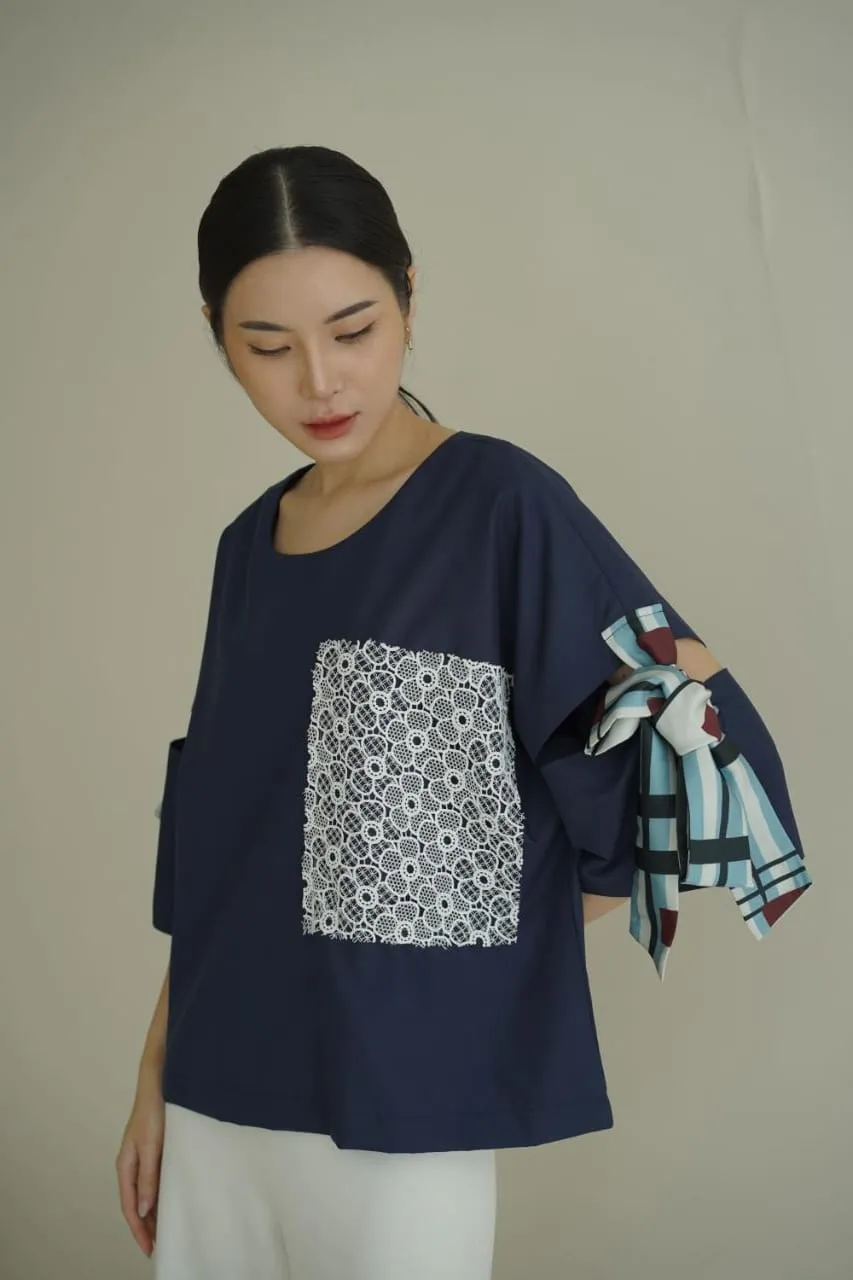 Keia Big Bow Blue Top in Teal