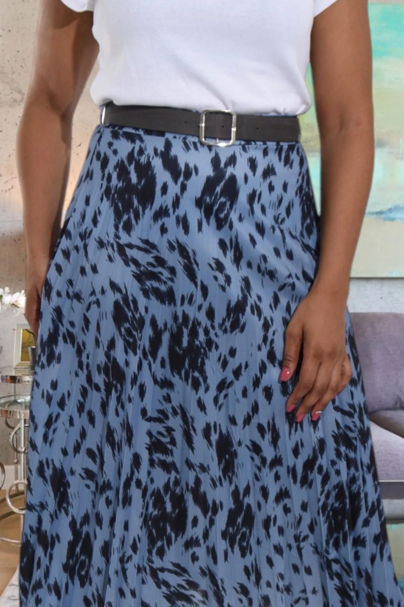 Ladies Blue And Black Pleated Skirt