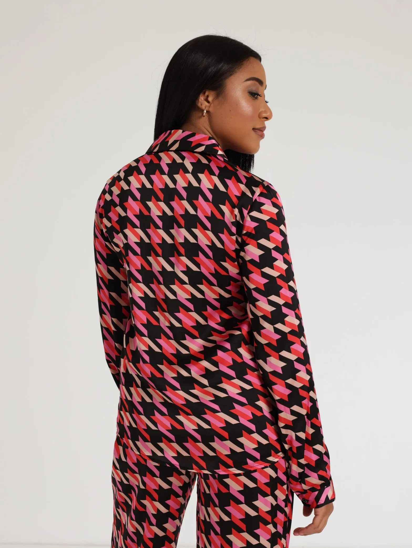 Ladies Long Sleeve Geometric Print Satin Shirt - Black