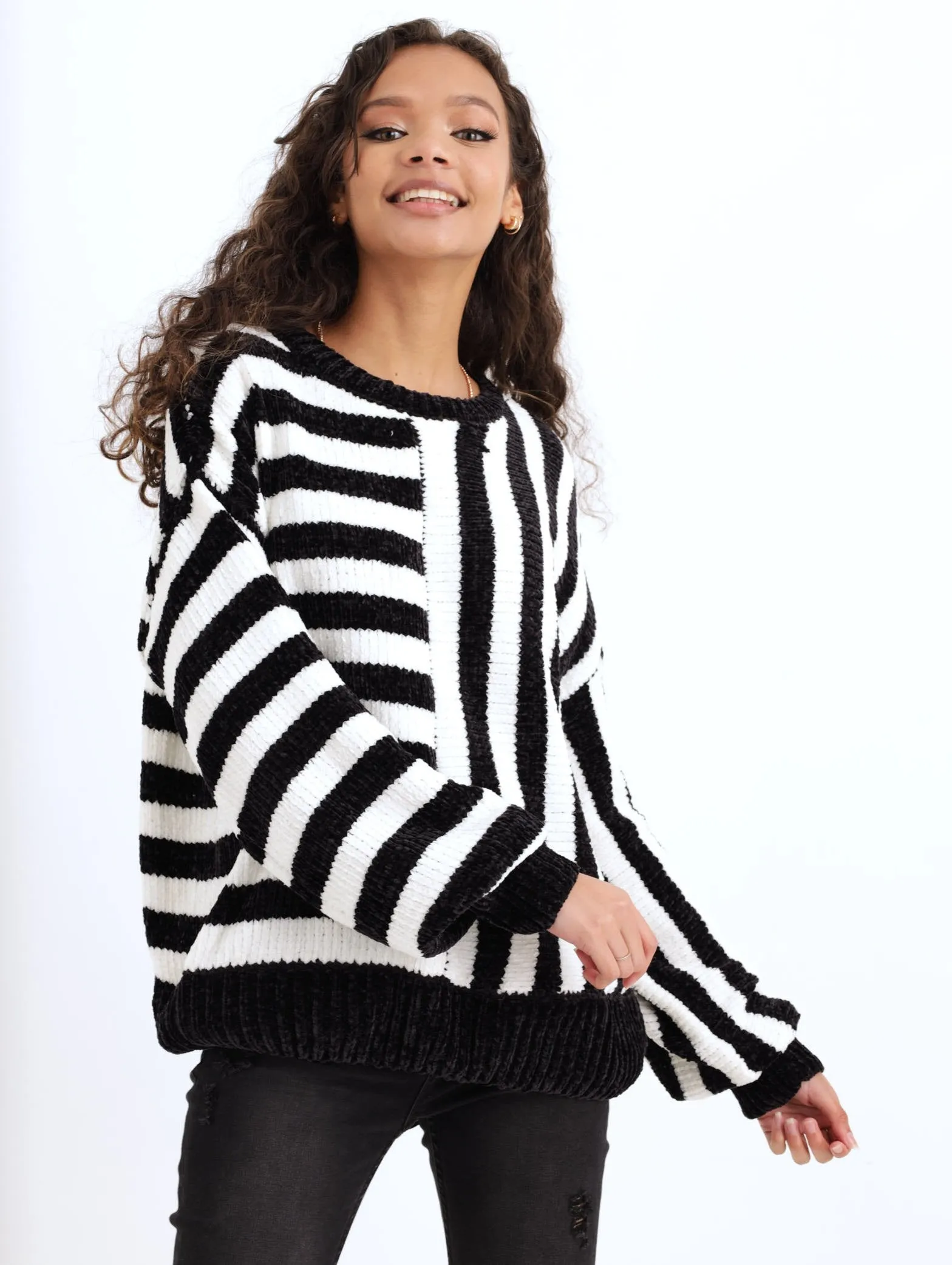 Ladies Striped Chenille Pullover - Black