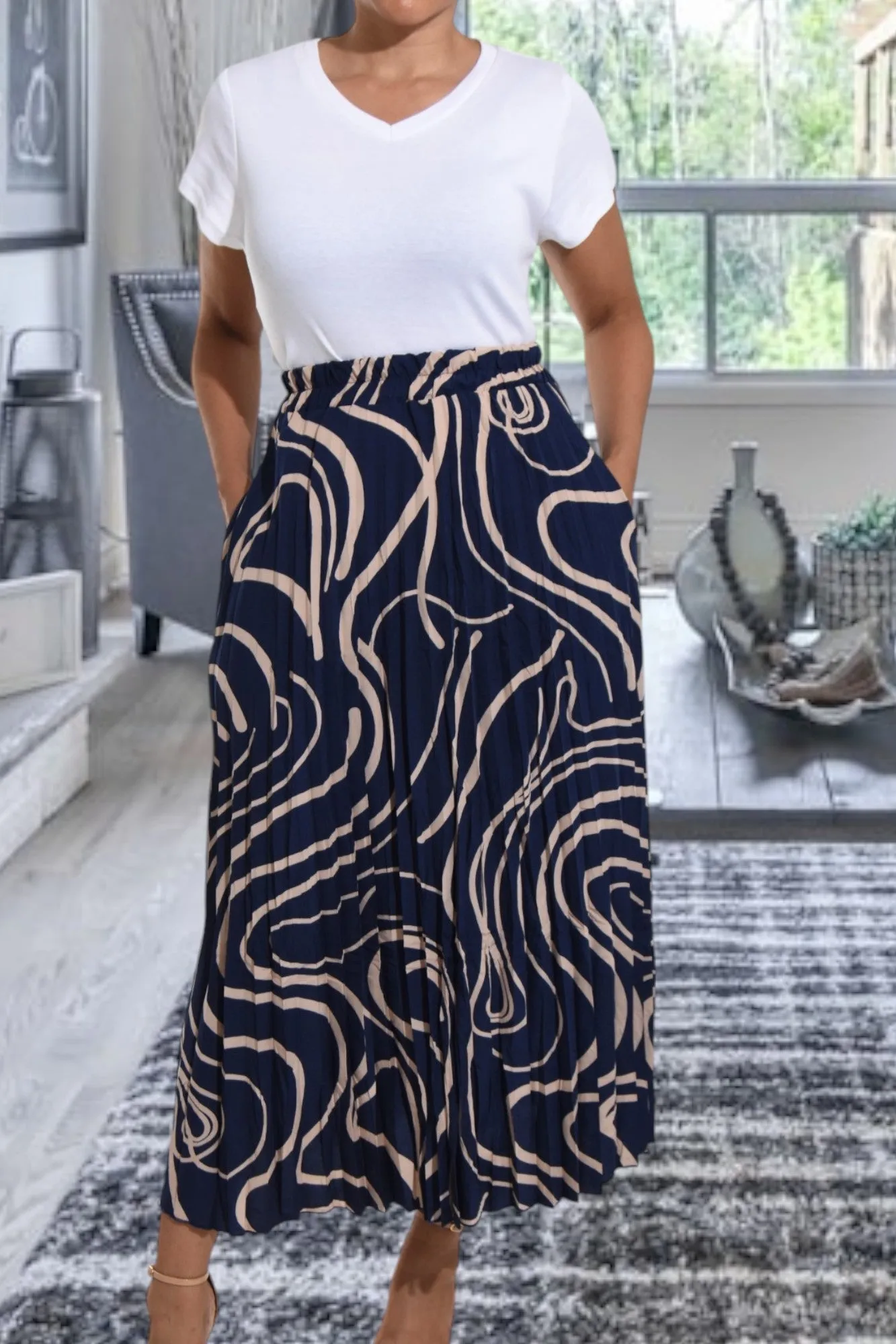 Navy Long Pocket Pleated Skirt