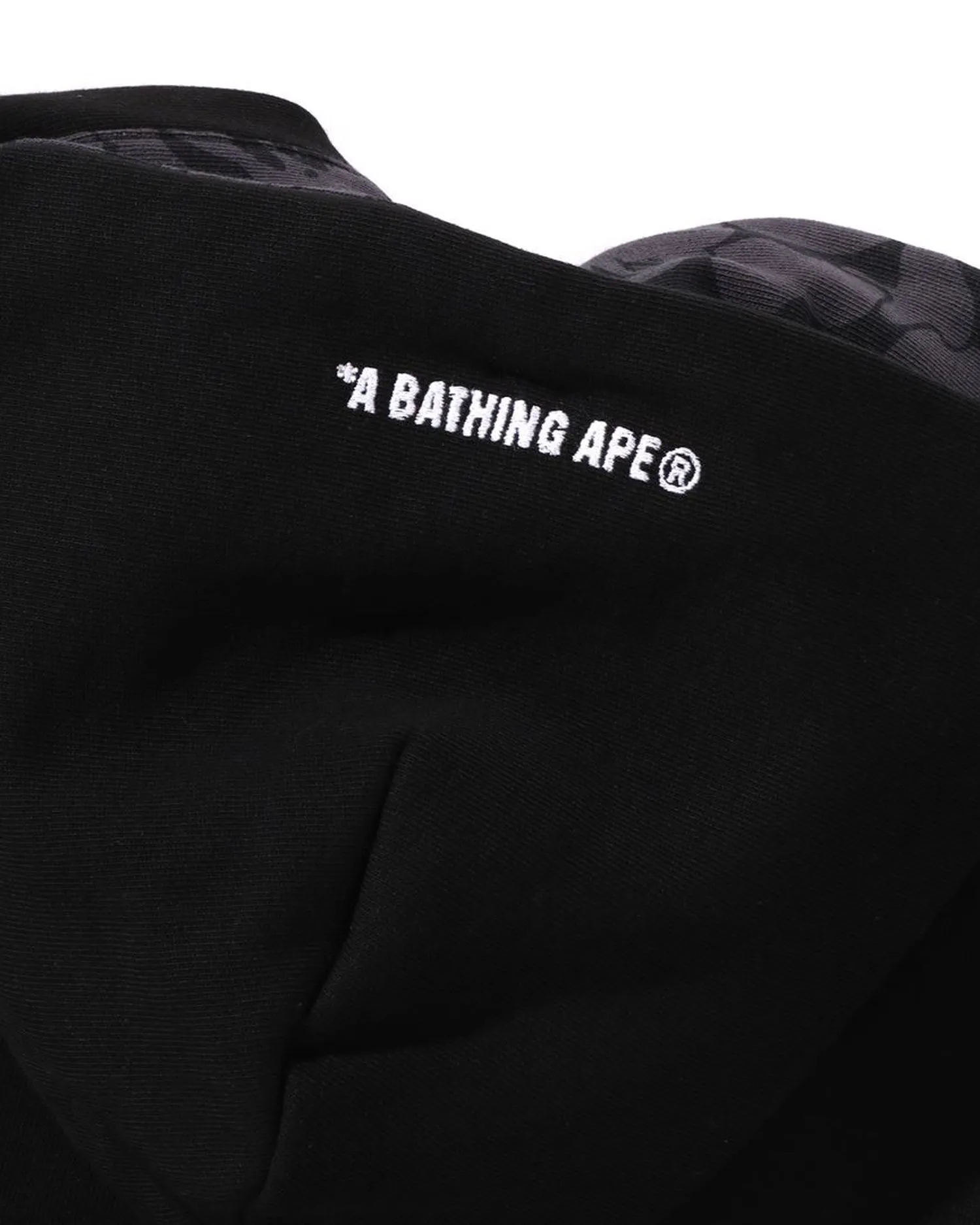 One Point Relaxed Pullover Hoodie