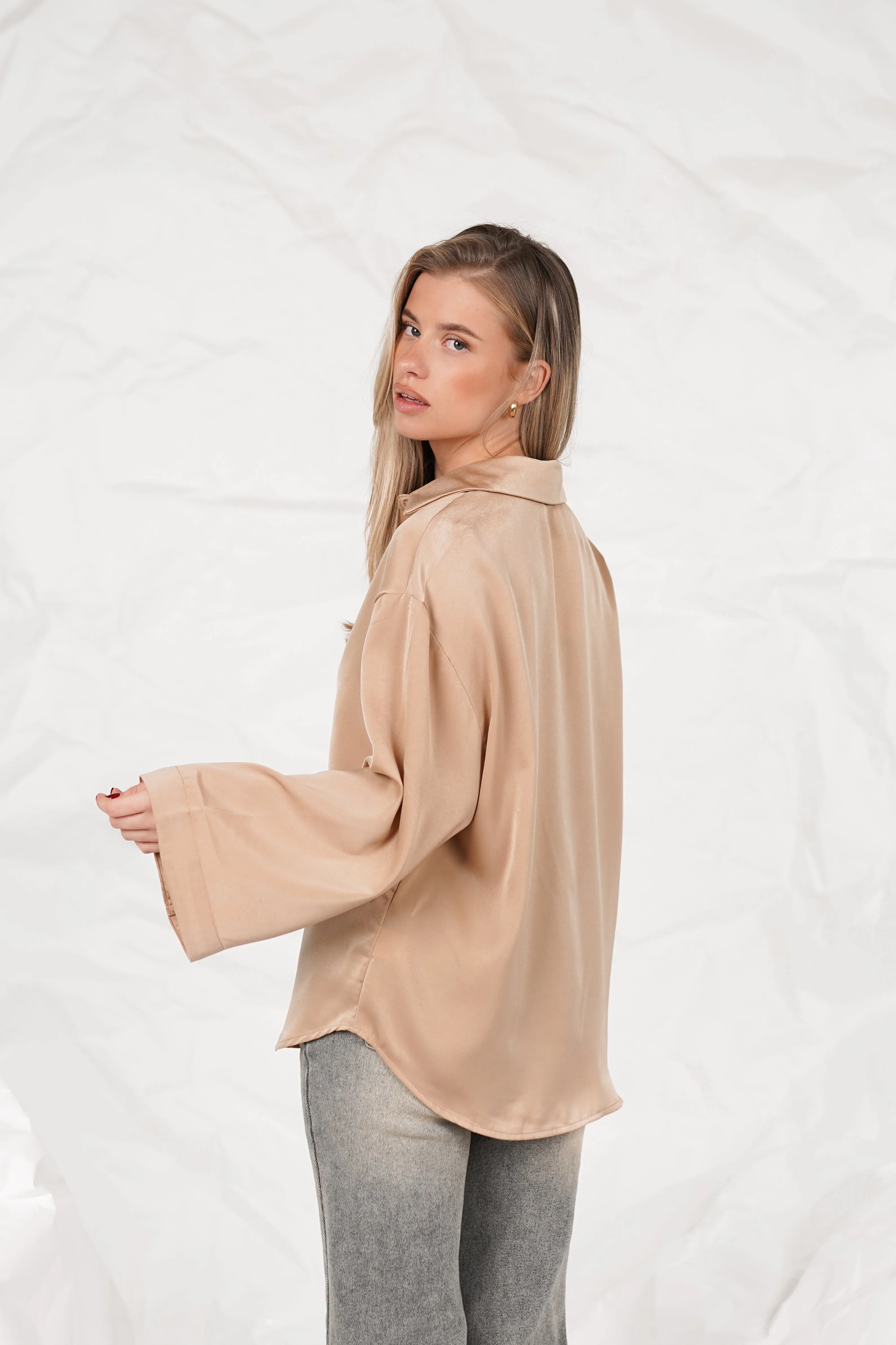 Oversized satin blouse taupe - Madelon