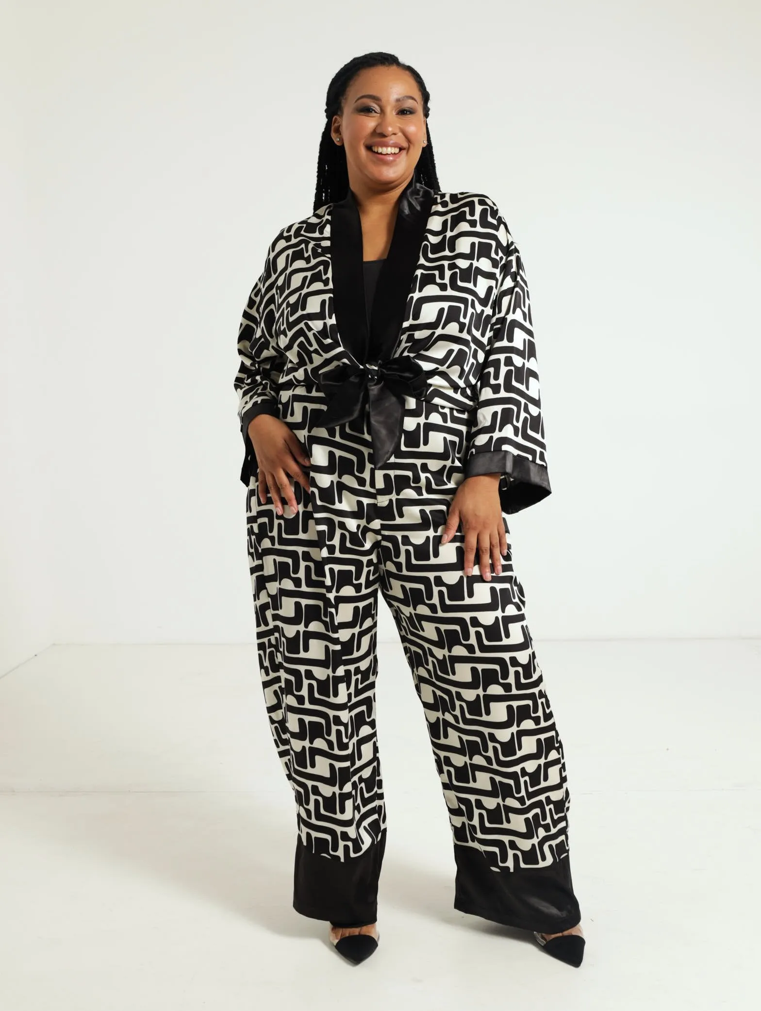 Satin Tie-Up Kimono - Black/Cream