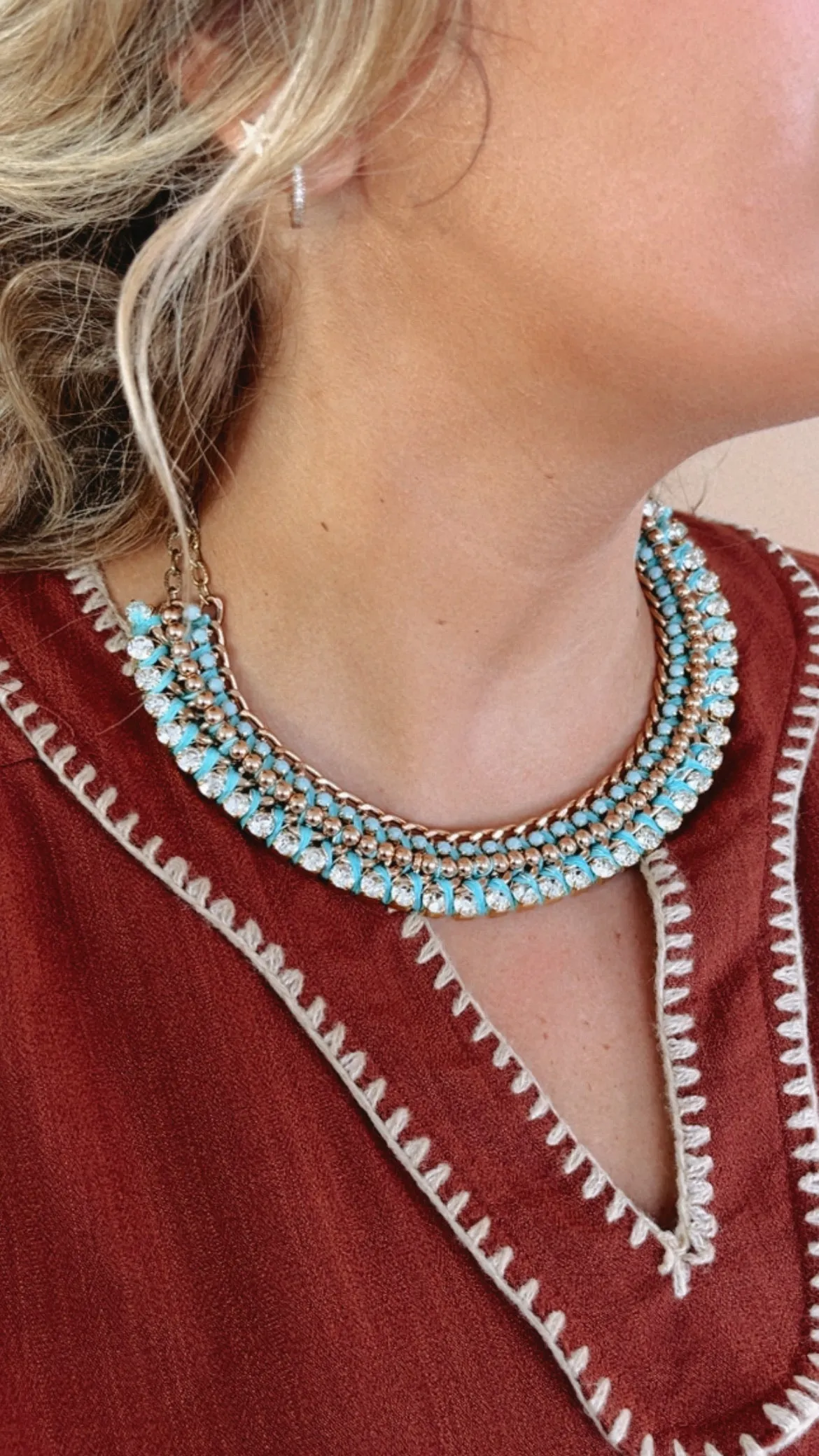 Show Out Rhinestone & Turquoise Chain Link Necklace