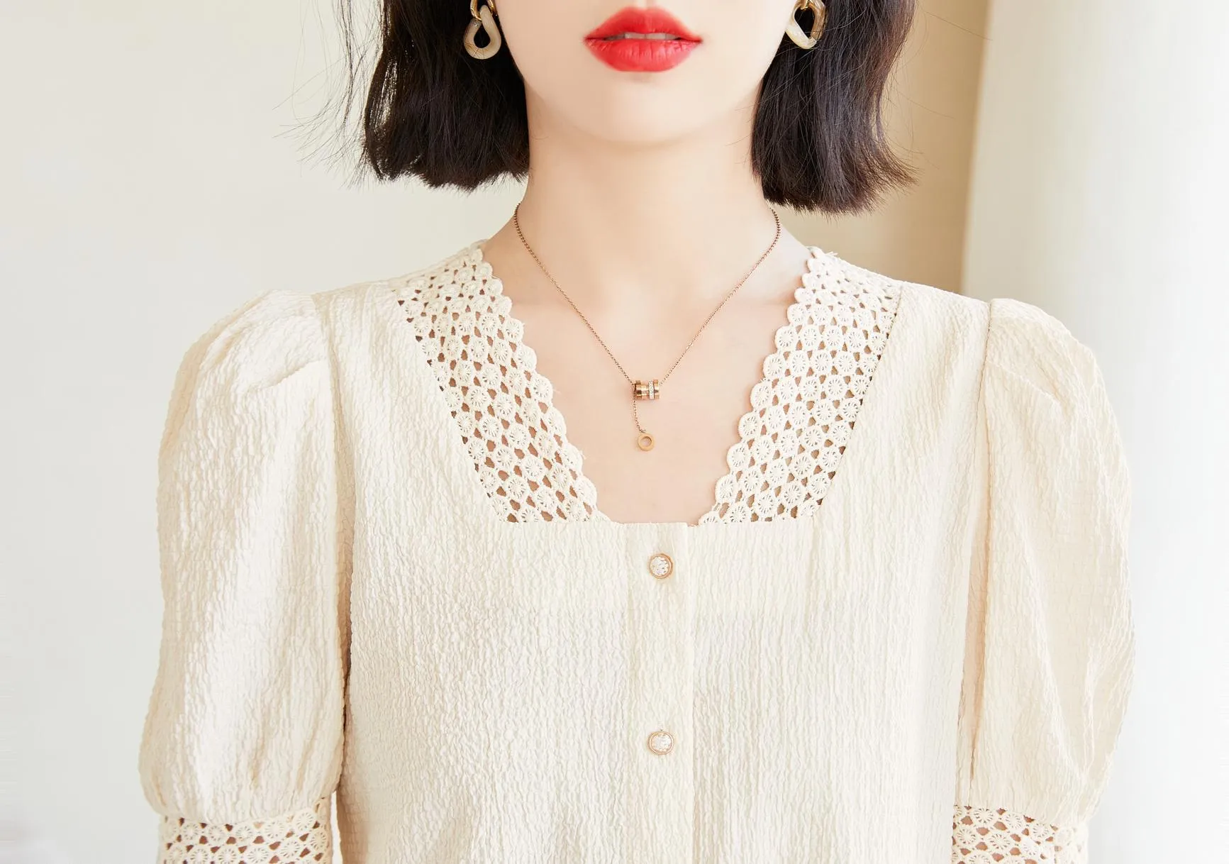 Sweet and Stylish V-Neck Eyelet Blouse for Trendy Women