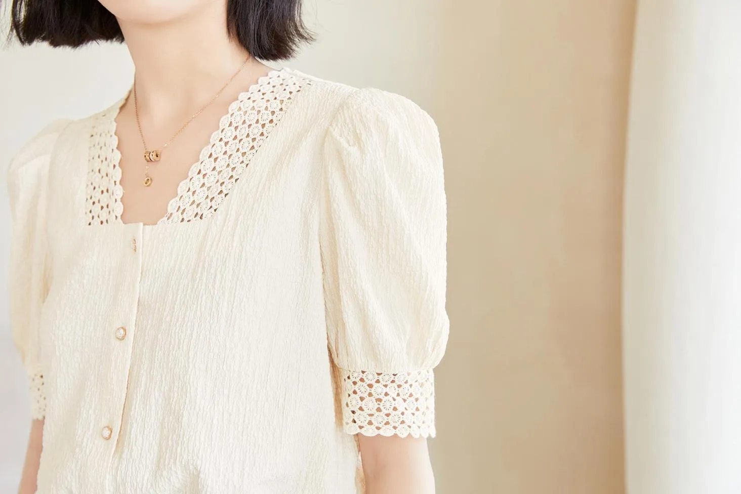 Sweet and Stylish V-Neck Eyelet Blouse for Trendy Women