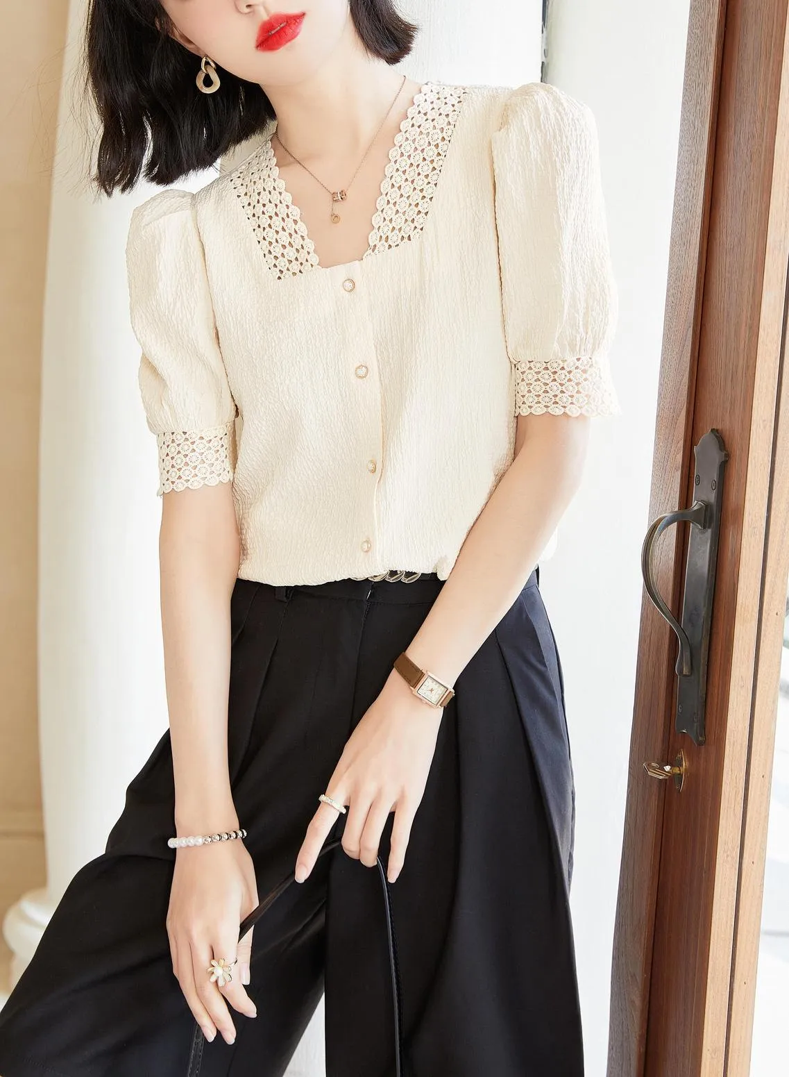 Sweet and Stylish V-Neck Eyelet Blouse for Trendy Women