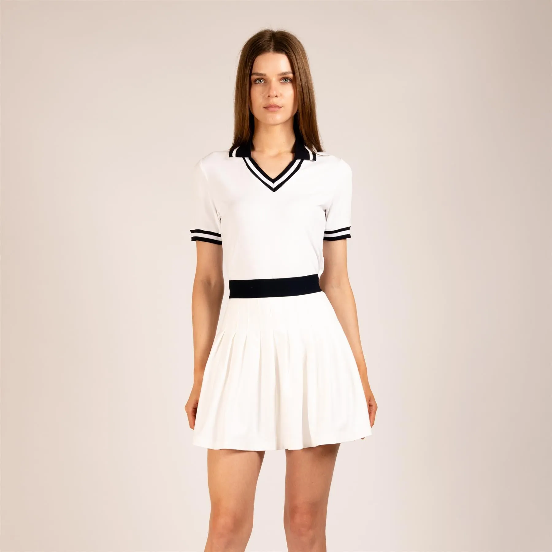 The 5 Star Loosely Pleated Skort White