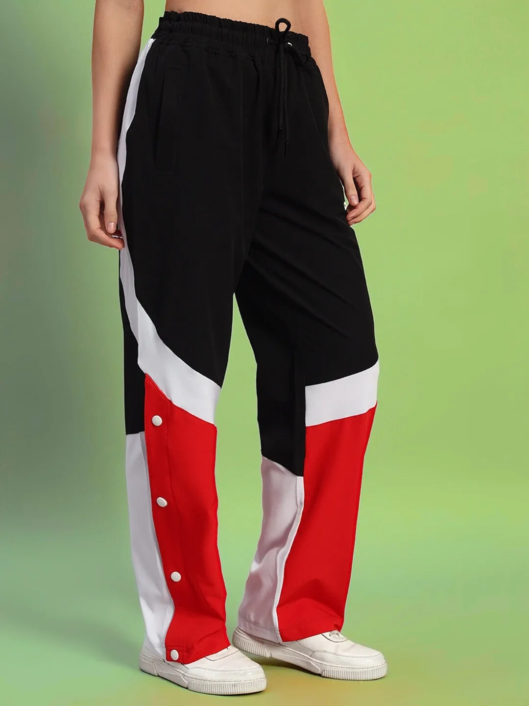 Women's Marco Relaxed Fit Cargo Pants (Black-Red)