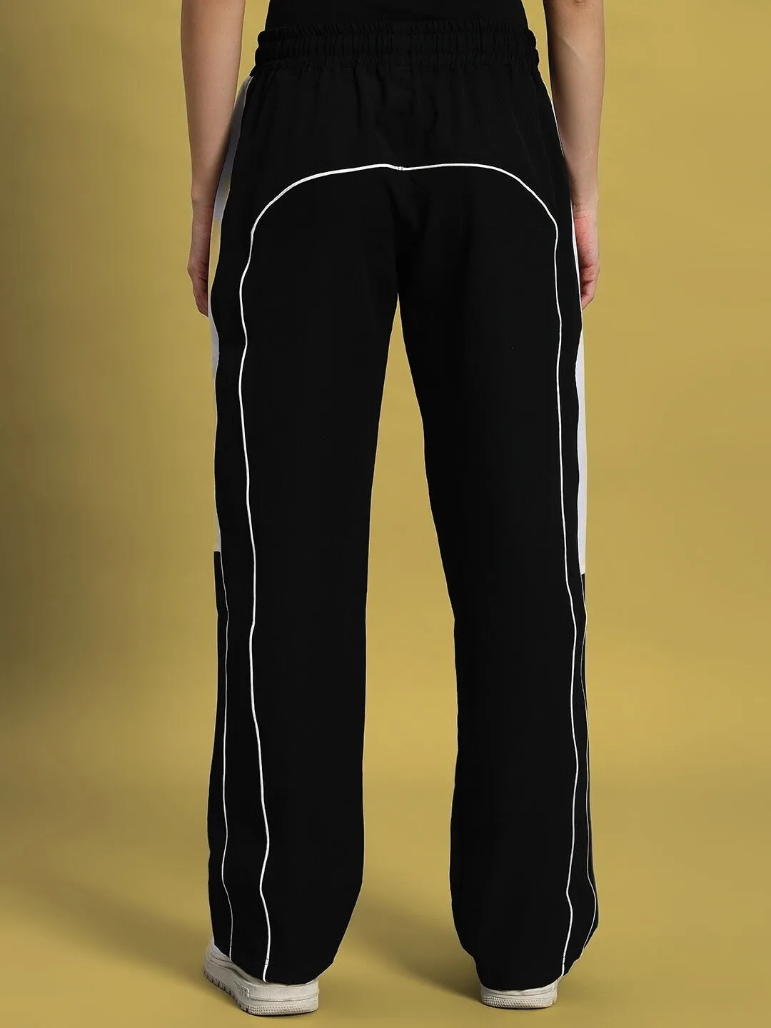 Women's Versatile Parachute Cargo Pants (Black)