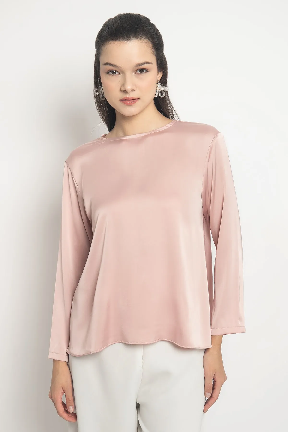 Yara Long Sleeves Inner Top in Pink